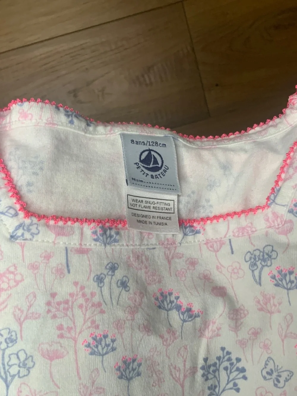 Petit Bateau Matching Set — Short Sleeved Shirt and 3/4 Cropped Pants Flower
